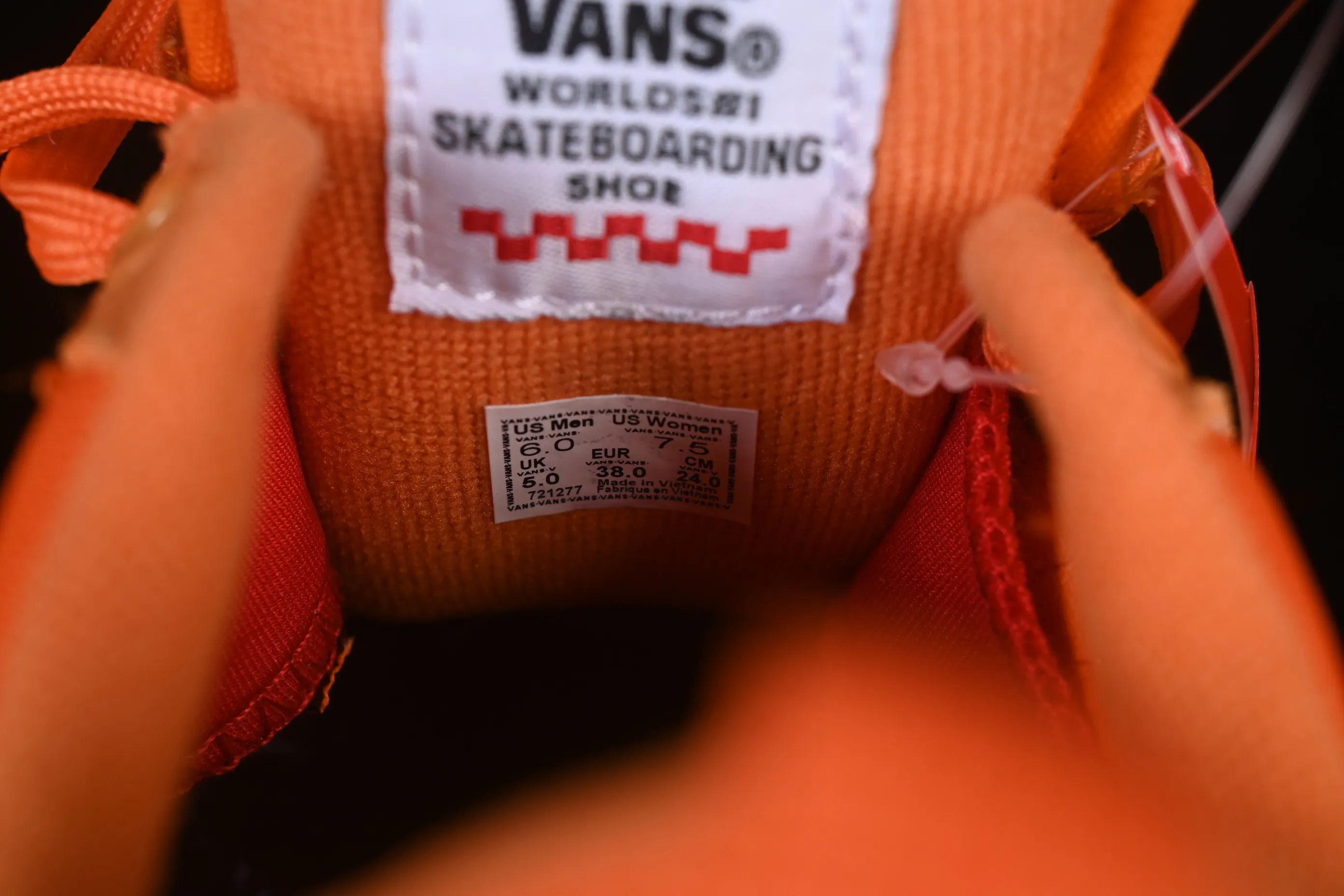 All categories Vans Vans series Vans Low Vans low-top Vans Skate Skool Vans low-top casual sports skateboard shoes VN000D5R12Q